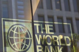 البنك الدولي يبقي على توقعاته لنمو الاقتصاد المصري وسط تراجع حاد لاقتصادات المنطقة