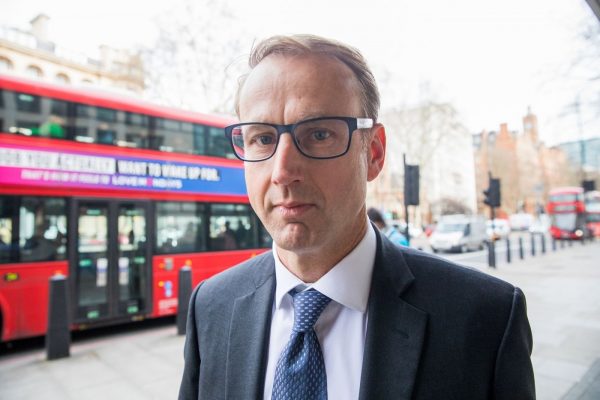 مصرفي سابق في كريدية سويس يعترف بالحصول على رشاوى من موزمبيق بقيمة 45 مليون دلار