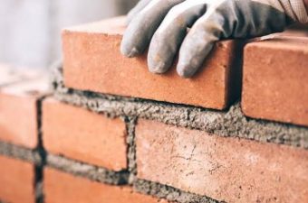 ارتباك في سوق مواد البناء.. موجة ارتفاع متوقعة تصل إلى 20%