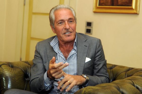 “إعمار مصر” تطور مشروعين بـ50 مليار جنيه مع “المجتمعات العمرانية”.. بلومبرج: الشركات المصرية بدأت جني ثمار تعويم العملة.. الإتربي: استراتيجية طموحة لبنك مصر وشركة جديدة للتحول الرقمي (فيديو)