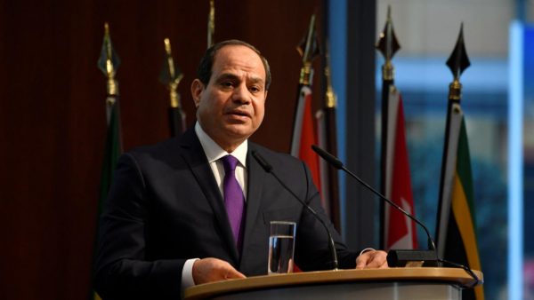 السيسي: مصر مستعدة لنقل 20% من الكهرباء لأفريقيا بنصف الثمن