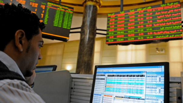 رغم رخص أسعار.. لماذا لا تجد الأسهم المصرية من يشتريها؟