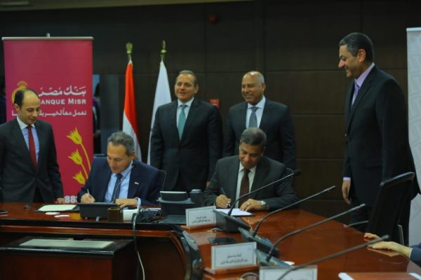 الأهلي ومصر يتبرعان ب 1.8 مليار جنيه لتطوير الطريق الدائري