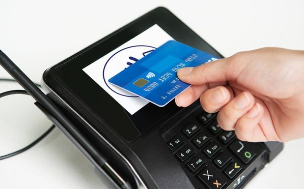 «أفريك إنفست» يستحوذ على %40 من المصرية للبطاقات