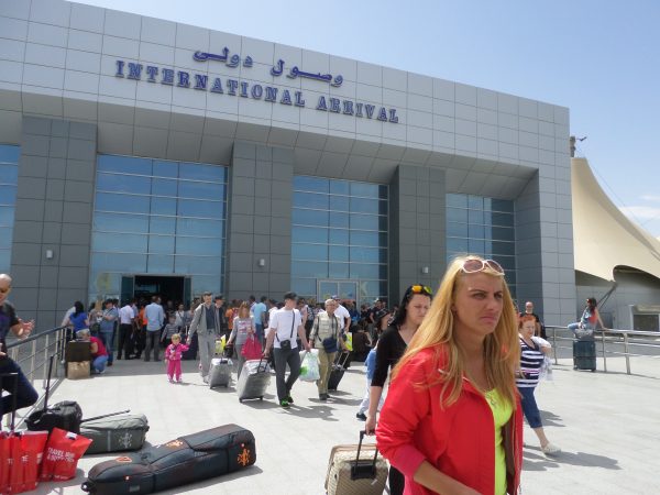 اتحاد السياحة الروسي يتوقع استئناف الرحلات مع مصر أبريل المقبل