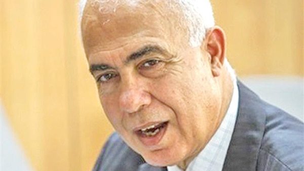 “الأدوية”: خفض الفائدة يدعم تنفيذ توسعات وضخ استثمارات جديدة