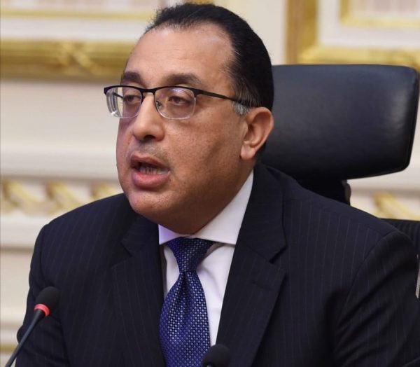 مدبولي: استقطاع 20% من رواتب أعضاء مجلس الوزراء لمدة 3 أشهر لدعم صندوق “تحيا مصر”