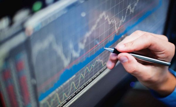 صندوق النقد: مصر الناجي الوحيد من انكماش اقتصاديات المنطقة في 2020