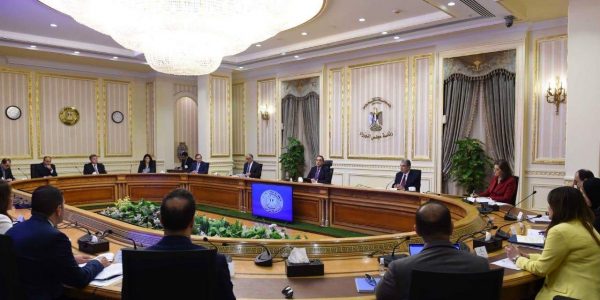 مسؤول مصرفي: مبادرة رفع الحجز الضريبي تحرر 65 مليار جنيه حال سداد 1% من المستحقات