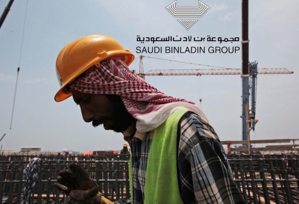 أكبر شركة تشييد سعودية تسرح آلاف العمال وتخفض الرواتب حتى 70% بسبب “كورونا”