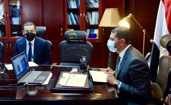 اتصالات مصر تضخ 4.5 مليار جنيه استثمارات جديدة العام الحالي