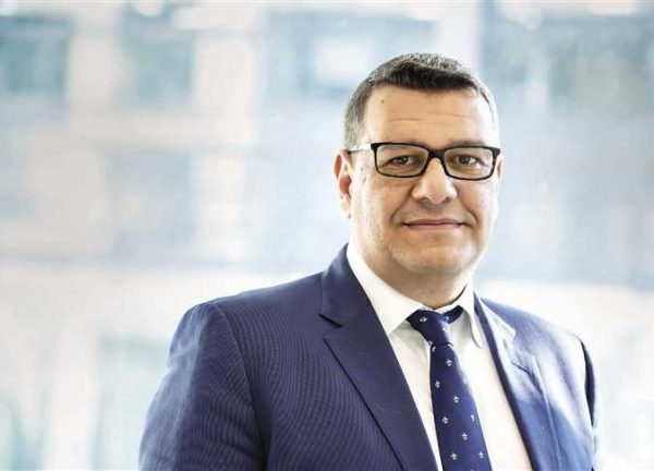 اتفاق نهائى لاستحواذ “أبوظبي الأول” على “عوده – مصر”.. “شل” توقع مع “البترول” للبحث والتنقيب في البحر الأحمر