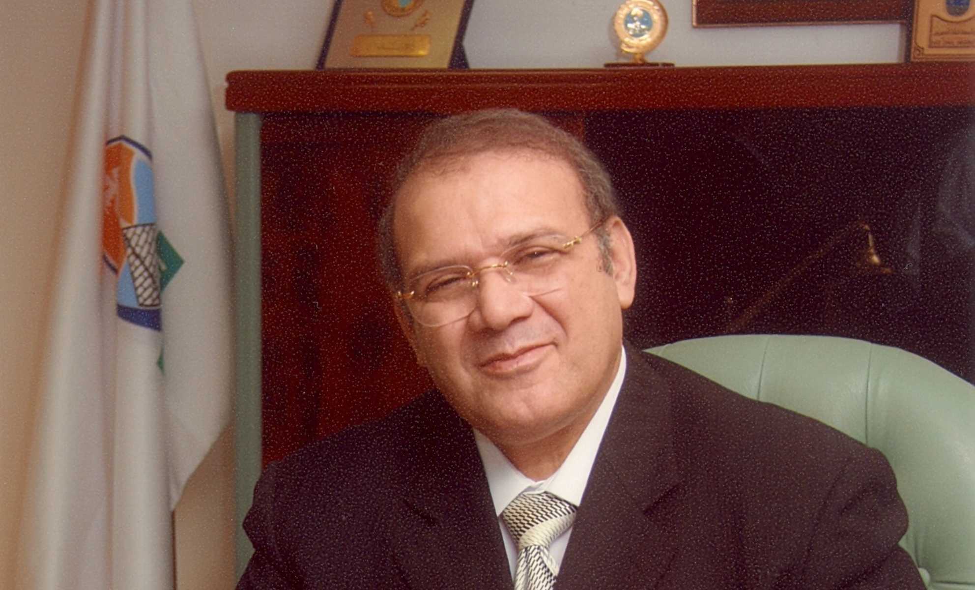 حسن راتب وتهريب الآثار