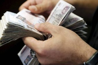 هل يؤثر خفض الفائدة على استثمارات الأجانب فى أدوات الدين؟