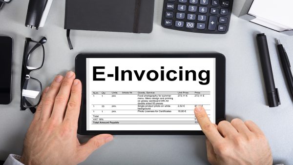 هل تٌضاعف الفاتورة الإلكترونية حصيلة مصر الضريبية؟