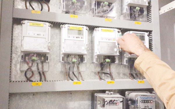 بقيمة 2.5 مليار جنيه.. مصر تقترب من حسم مناقصة ضخمة لتركيب عدادات كهرباء