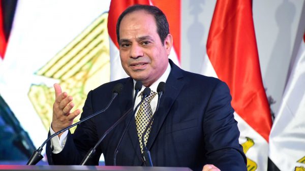 السيسي: دفعة من صفقة رأس الحكمة دخلت خزائن البنك المركزي.. “BP” تعتزم استثمار 1.5 مليار دولار في مصر لتطوير مشروعات الغاز والحفر