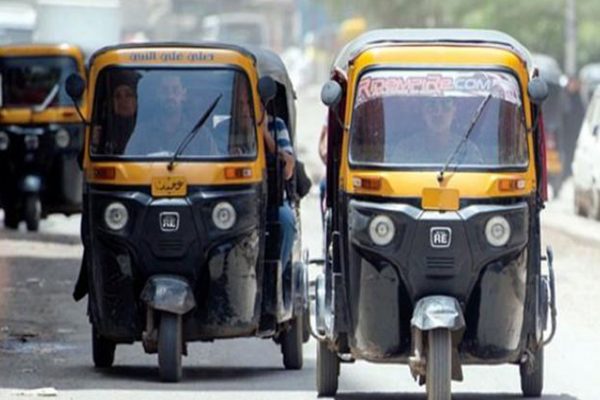 كيف تتعامل “غبور” أكبر مستورد لـ”التوك توك” في مصر بعد وقف الاستيراد؟