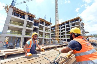 توقيع بروتوكولات جديدة بين الإسكان والبنوك لتوسيع منظومة التمويل العقاري