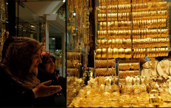 المصريون يشترون مشغولات ذهبية بـ 1.6 مليار دولار في 2021