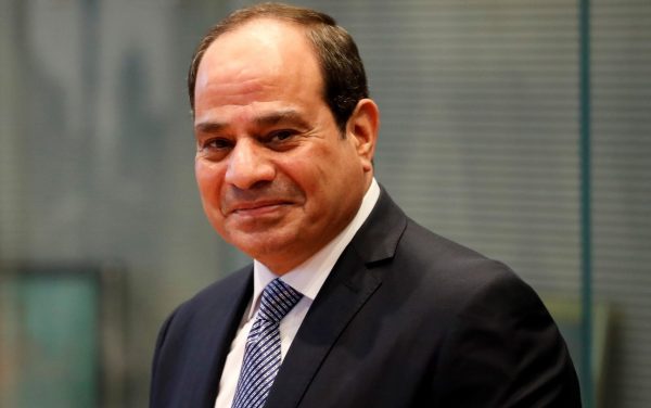 السيسي: مصر تتبنى استراتيجيات تعظم قدراتها ومواردها الاقتصادية.. التضخم يرفع مستهدفات “المالية” في “القيمة المضافة” إلى 835 مليار جنيه 