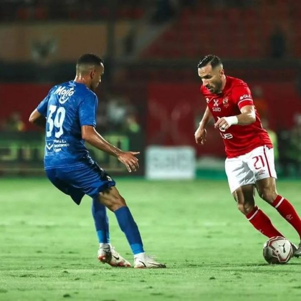 ملايين الجنيهات رواتب سنوية يحصل عليها لاعبو الدوري المصري.. فهل يستحقونها؟