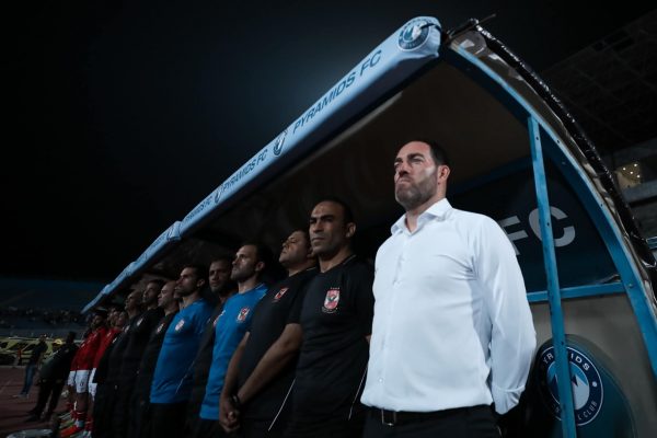 الأهلي يدفع 125 ألف يورو شهريا لمدرب كان راتبه 11 ألف فقط.. رواتب المدربين في مصر ضد المنطق