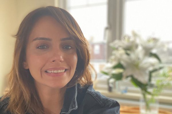 الشركة المصرية لمستحضرات التجميل تستحوذ على حصة أغلبية منصة التجميل “سورس بيوتي”