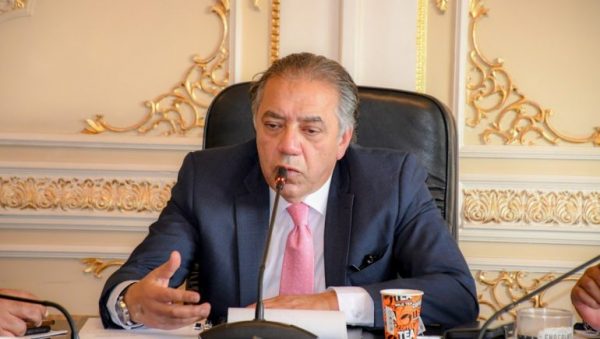 تراجع الدين الخارجي لمصر 720 مليون دولار.. “مصر السيادي” يستحوذ على 20% من “بي” للرعاية الصحية