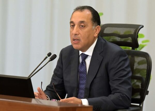 مصر تناقش خطة حوكمة الدين الخارجي وتنظيم الاقتراض