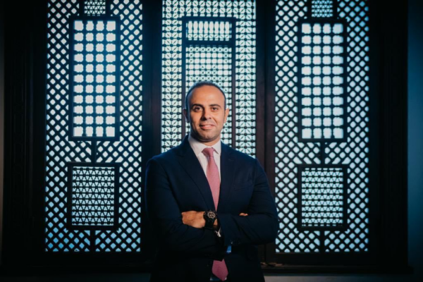 “الأهلي فاروس” و “حسن علام” يصدران صكوكاً بـ2.8 مليار جنيه لصالح “باب مصر للتطوير”