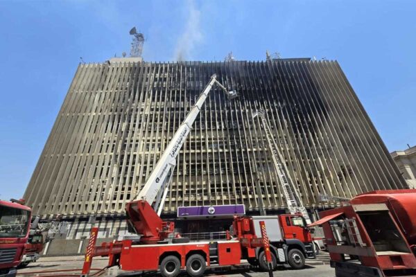 المصرية للاتصالات: جميع الأصول المتأثرة بحريق “سنترال رمسيس” مؤمن عليها
