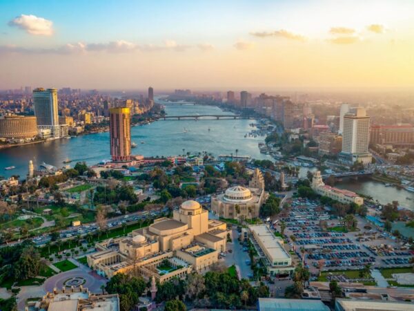 مصر تجذب 9 مليارات دولار استثمارات أجنبية خلال النصف الأول من 2025.. “المالية” تصرف 5 مليارات جنيه من مستحقات المصدرين في 7 أغسطس المقبل