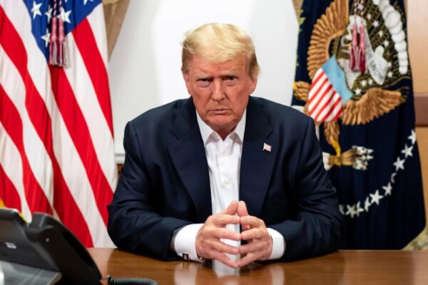 ترامب يزور طوكيو لإجراء محادثات تجارية قبيل اجتماعه مع الرئيس الصيني