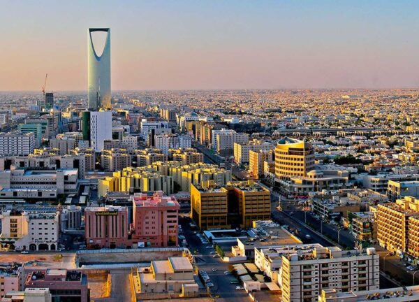 رابطترقب الإجراءات التنظيمية يكبح ارتفاع العقارات في السعودية بالربع الثاني ترقب الإجراءات التنظيمية يكبح ارتفاع العقارات في السعودية بالربع الثاني
