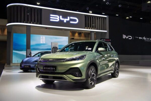 رابط“BYD” تتجاوز تسلا في السوق الأوروبية مع قفزة 225% في المبيعات “BYD” تتجاوز تسلا في السوق الأوروبية مع قفزة 225% في المبيعات