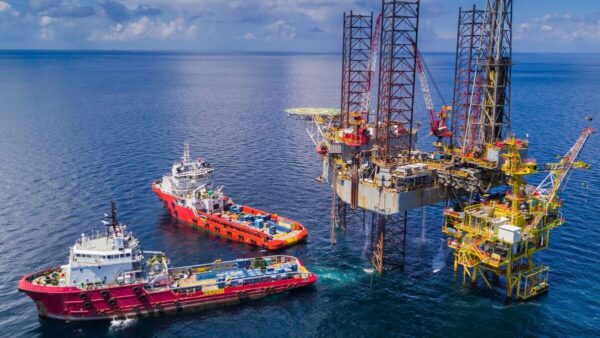الطاقة الدولية: العالم بحاجة لـ540 مليار دولار سنويا لتأمين إمدادات النفط والغاز