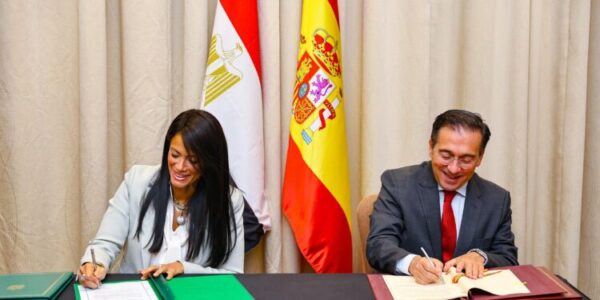الأولى من نوعها.. مصر وإسبانيا توقعان اتفاقية الشراكة من أجل التنمية