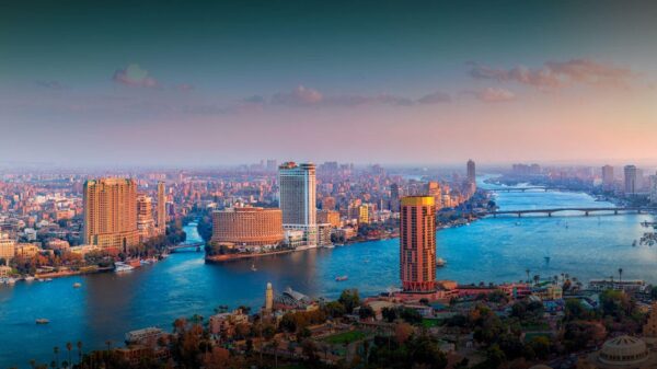 مصر تحدد مشروعات مؤهلة للتمويل المستدام بقيمة 56.7 مليار جنيه عبر الصكوك والسندات.. تكلفة التأمين على ديون مصر السيادية تنخفض بنحو 3.4%