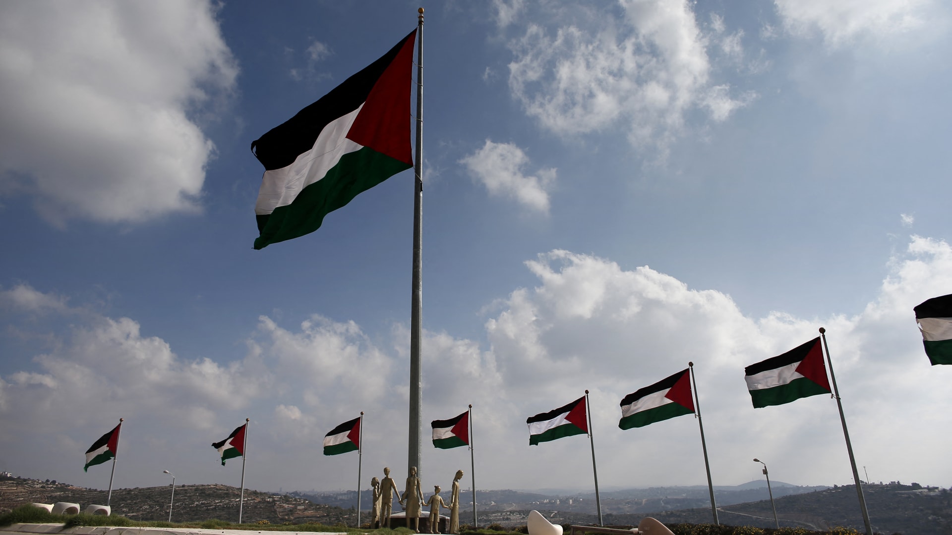 فلسطين