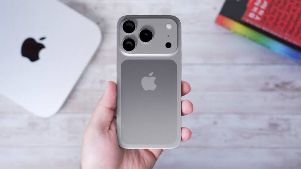 تقسيط بدون فوائد.. ڤودافون تعلن إتاحة iPhone 17 في مصر