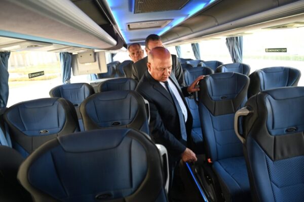 دراسة حكومية مصرية لحماية صناعة الأتوبيسات المحلية