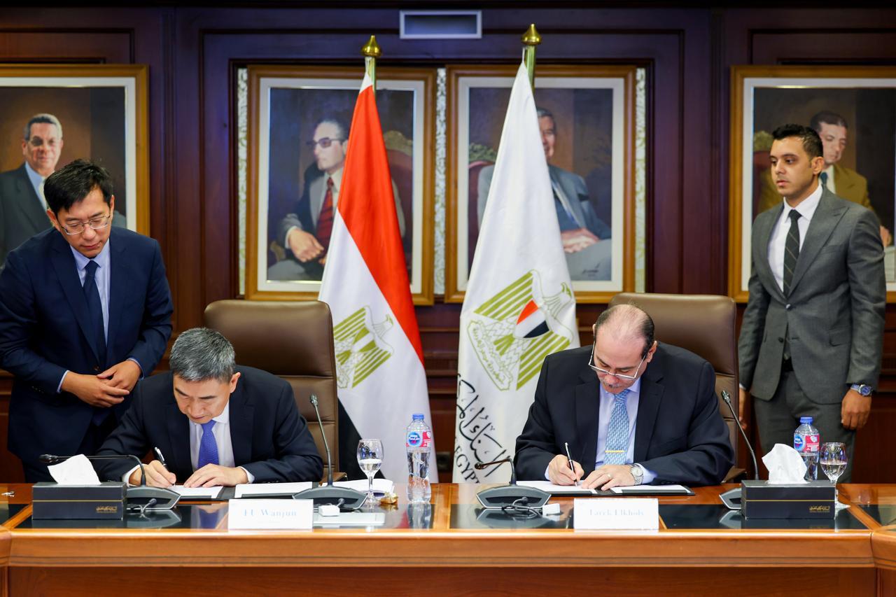 مصر والصين توقعان مذكرة تفاهم لتنظيم تراخيص البنوك والتعاون الرقابي