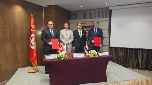 مصر وتونس توقعان مذكرة للاعتراف المتبادل بشهادات المطابقة للسلع الصناعية