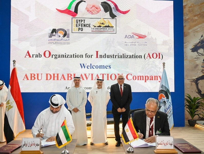 مصر توقع 7 اتفاقيات مع "طيران أبوظبي" لتعزيز التعاون في الصناعات الجوية