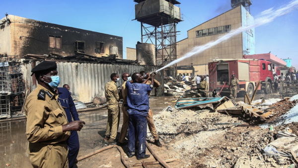 مصر والسودان يتفقان على تعزيز التبادل التجاري وإنشاء مناطق لوجستية