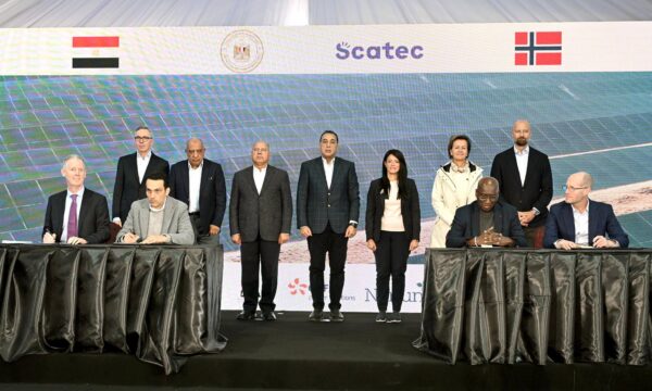 “سكاتك” النرويجية توقع اتفاقيات تمويل مشروع «ڤالي» للطاقة المستدامة في صعيد مصر