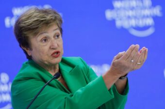 مديرة صندوق النقد: سنخفض توقعات النمو العالمي.. الاقتصاد غير مهيأ للصدمات