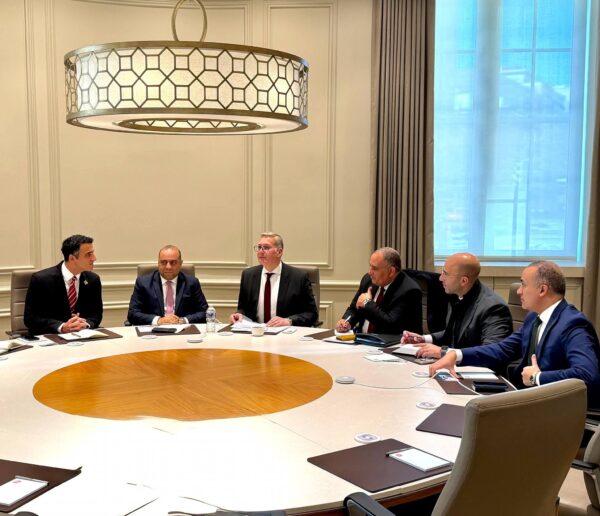 “شيفرون” الأمريكية تبحث تسريع ربط حقل “أفروديت” القبرصي بمصر