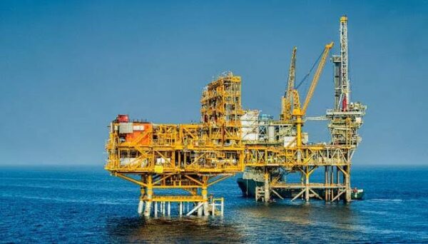 مصر تضيف 1500 برميل زيت خام من بئر جديدة في حقل بلاعيم 